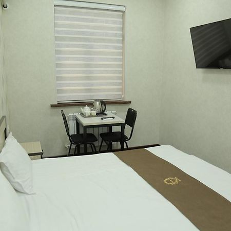 Premium Hotel 777 タシュケント エクステリア 写真
